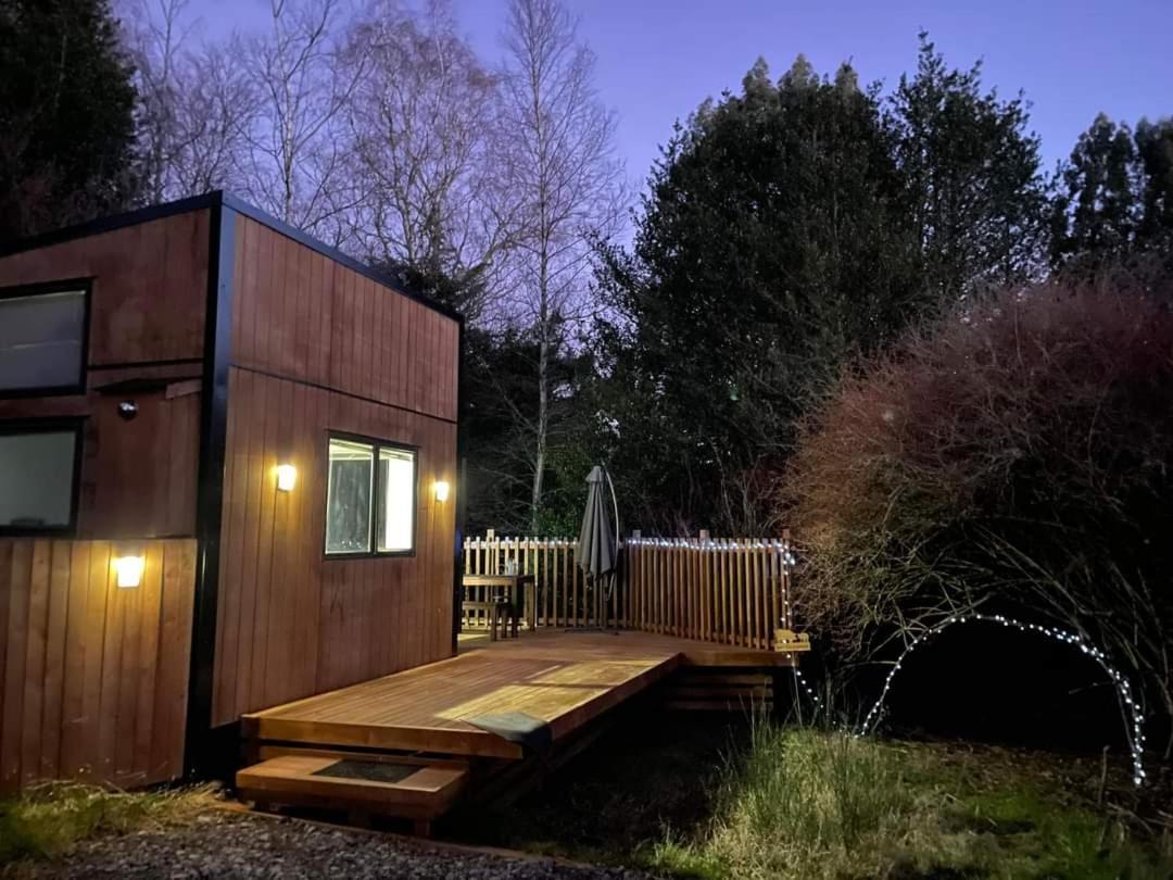 Tiny House In The Bush - A Minute From Town Centre Ruapehu Unique Stays Raetihi Экстерьер фото
